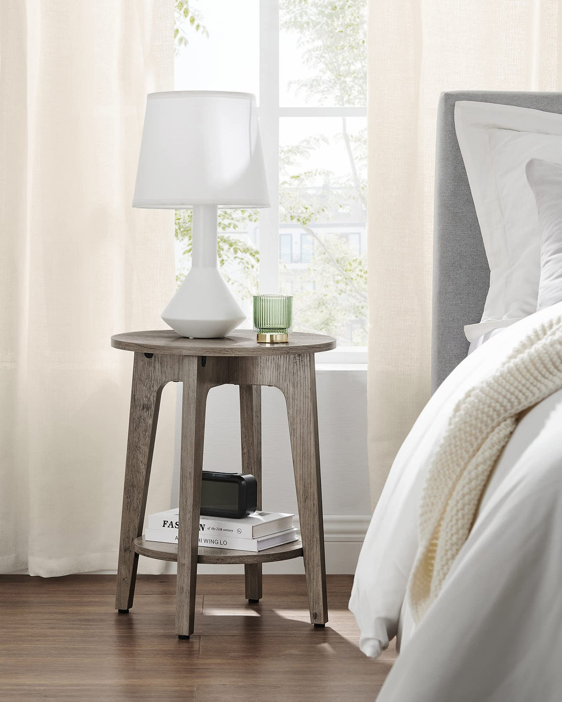 VASAGLE Round Side Table with Shelf