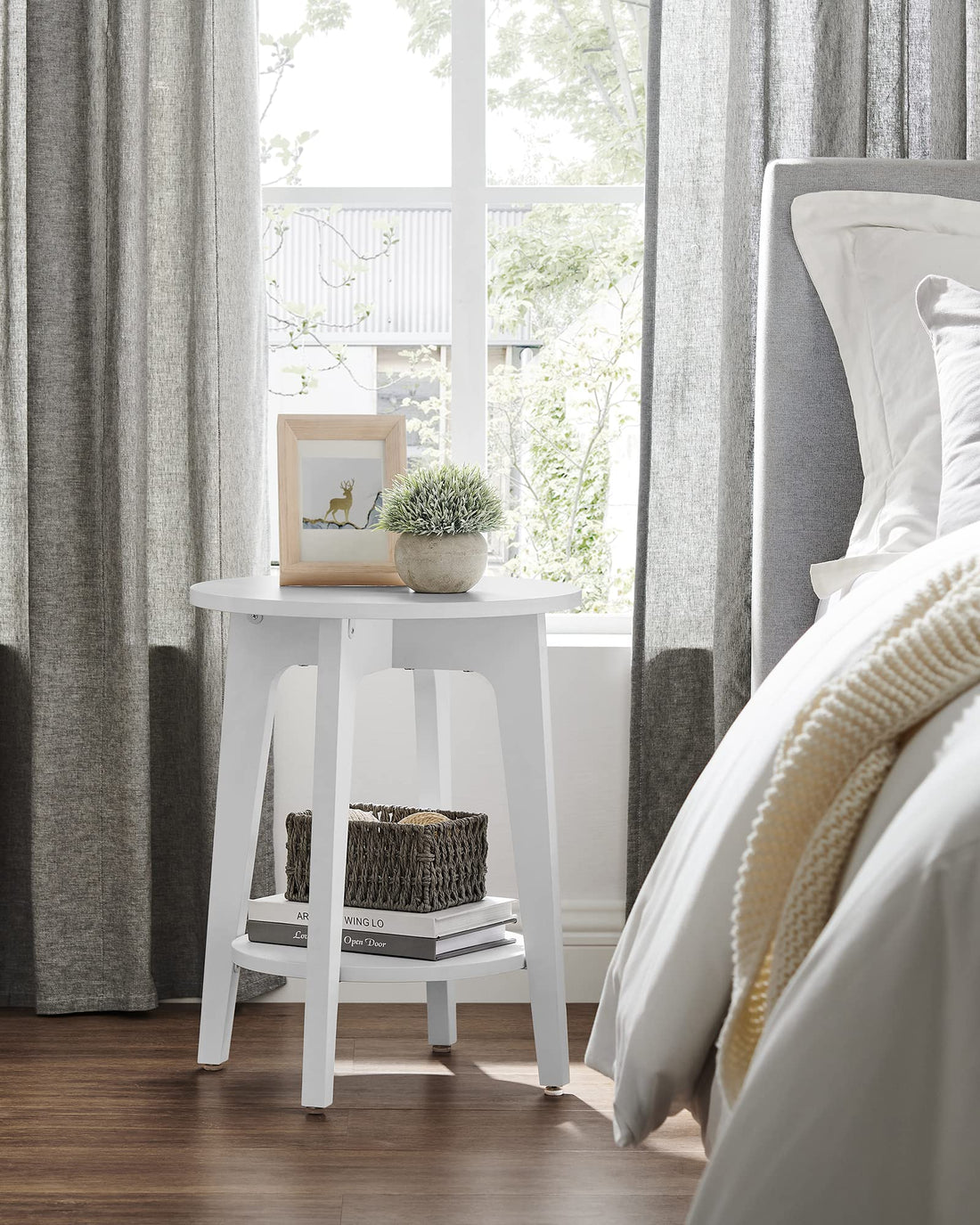VASAGLE Round Side Table with Shelf